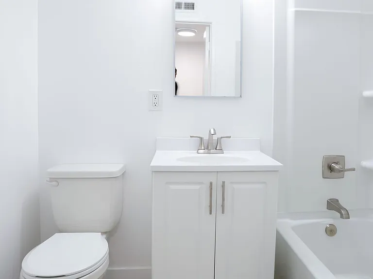 2709 S Baker St — Photo 17