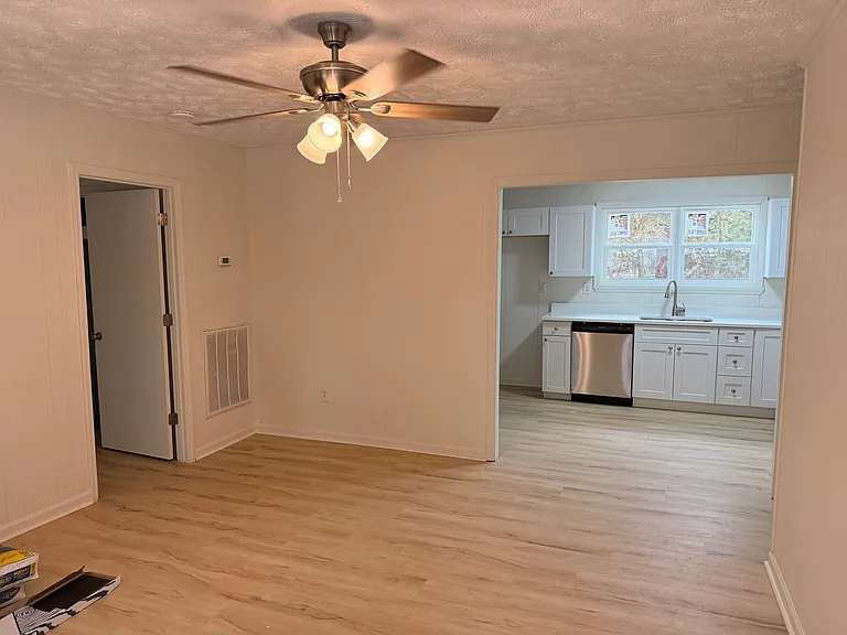 2557 Martin Luther King Dr — Photo 3