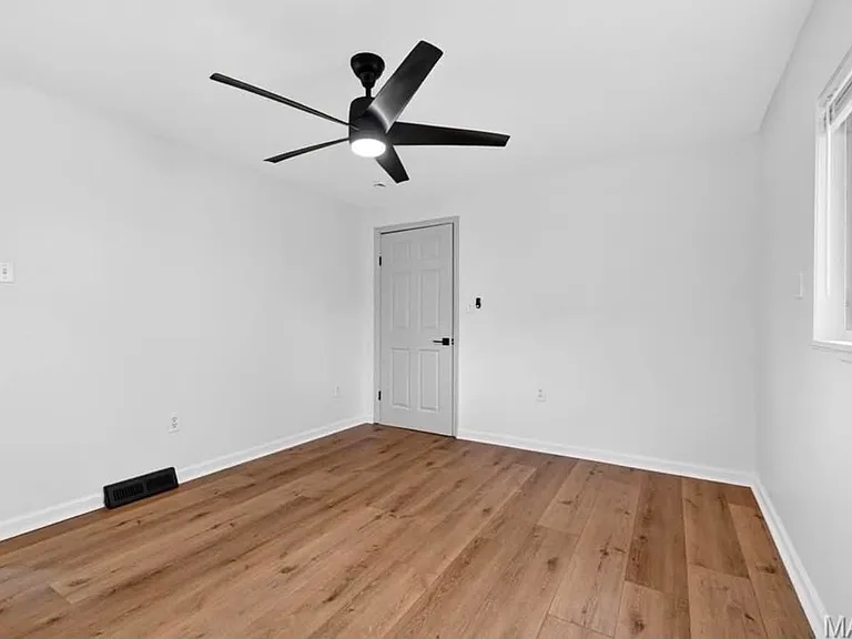 4601 Ray Ave — Photo 6