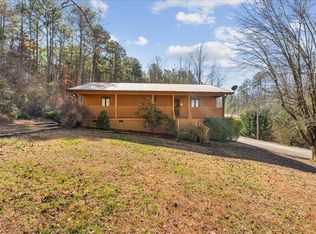 1352 Pleasant Grove Dr NE, Dalton, GA 30721
