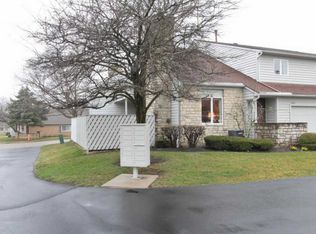 5410 Pond View Dr, Westerville, OH 43081