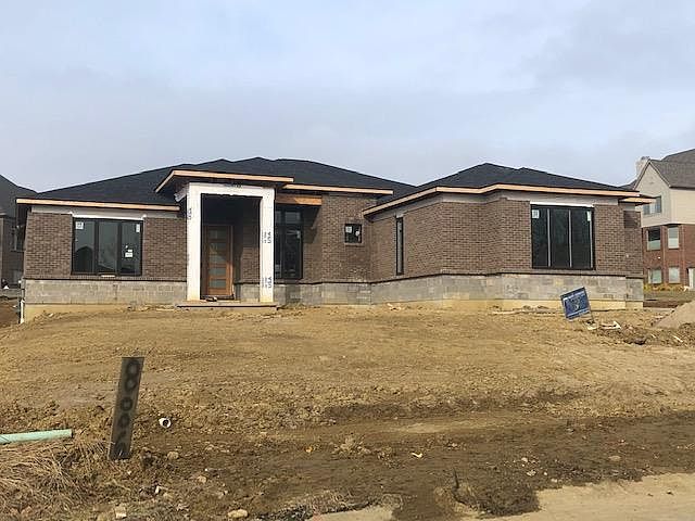 1st image of 8006 Bennington Dr