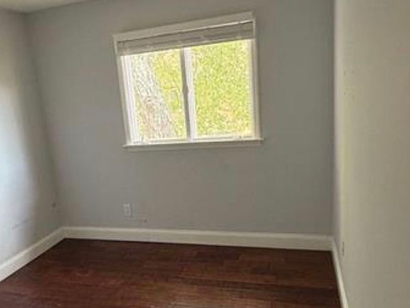 5th image of 1816 Ashborough Rd SE APT E