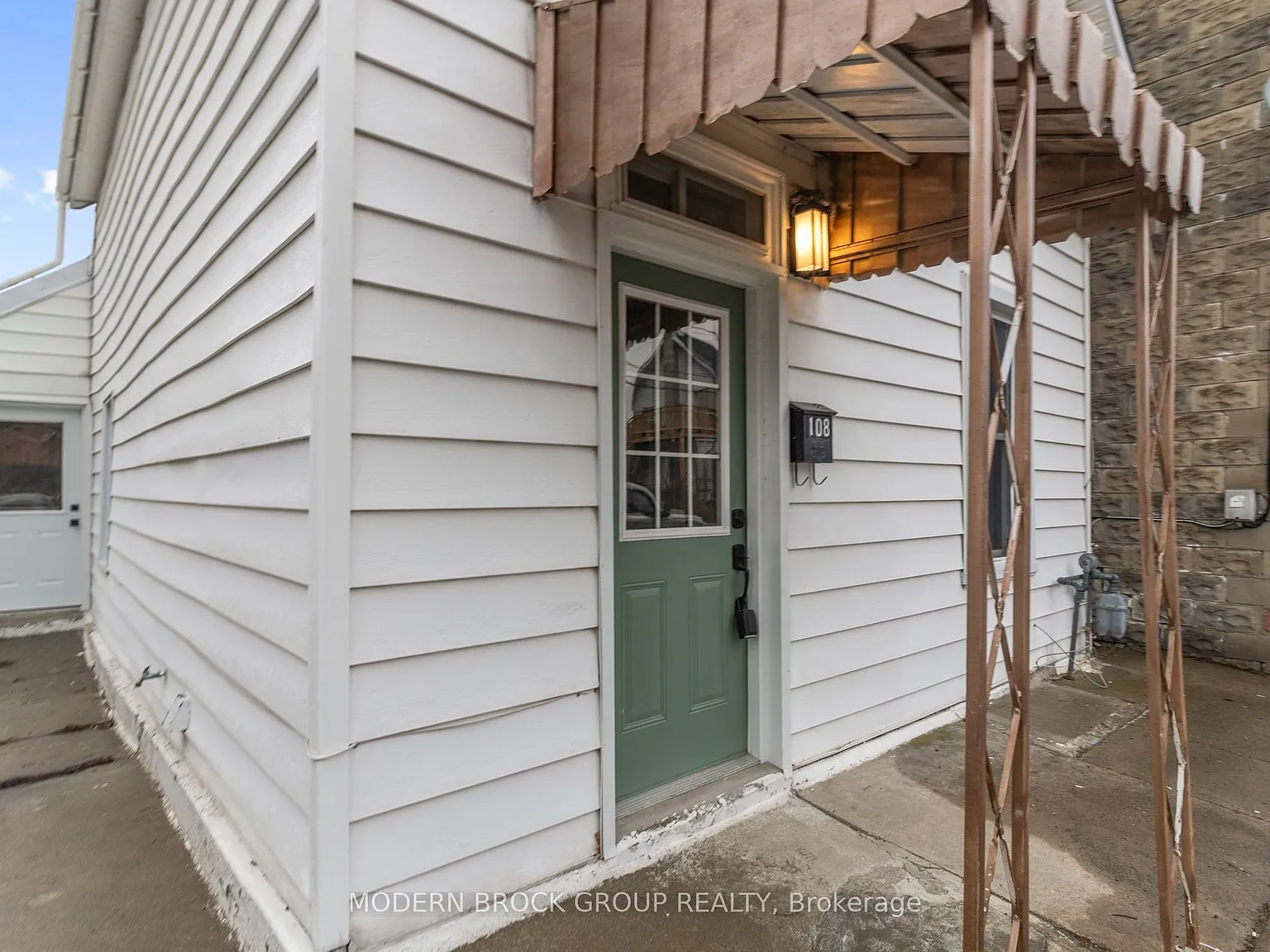 3 bed, $2,250 — Photo 4