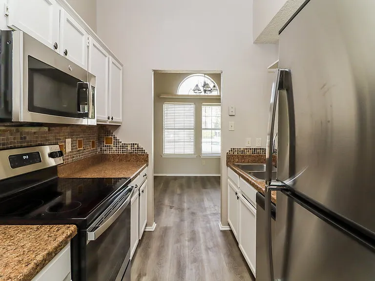 8409 Tallahassee Ln — Photo 8