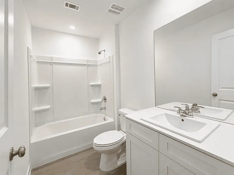 3514 Hilts Trl — Photo 8