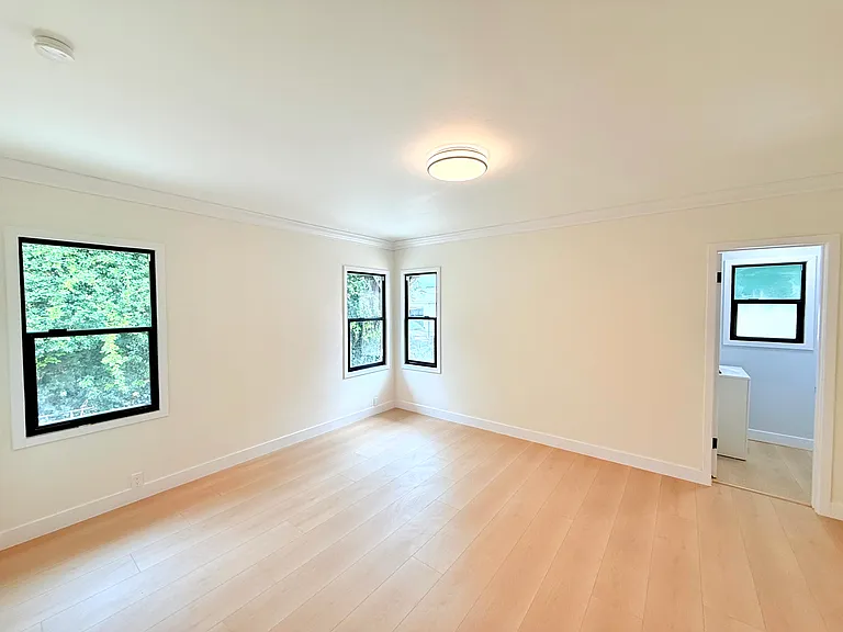 6132 Whitsett Ave #6132 — Photo 36