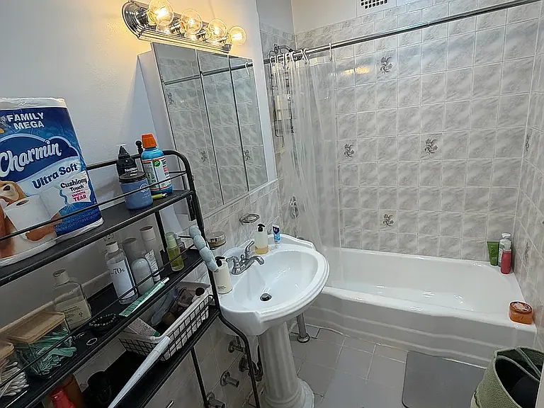 418-422 E 82nd St #2B — Photo 6
