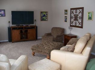 857 Mockingbird Dr, Antioch, IL