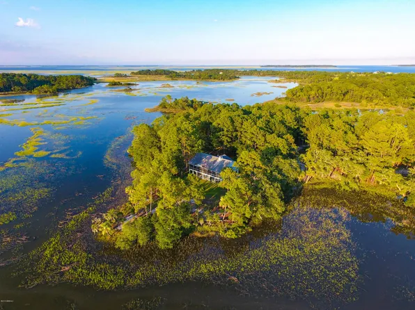 130 Cassena Island Dr, Beaufort, SC 29907