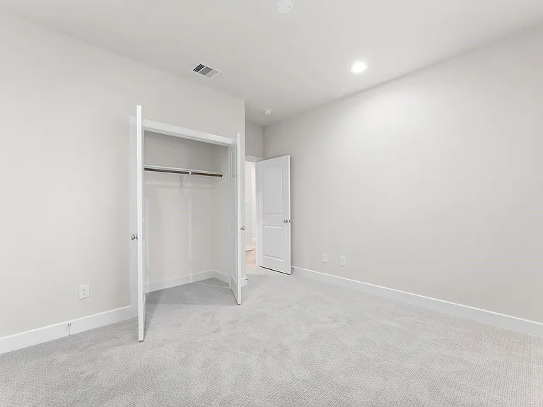 5905 Haring Ln — Photo 27