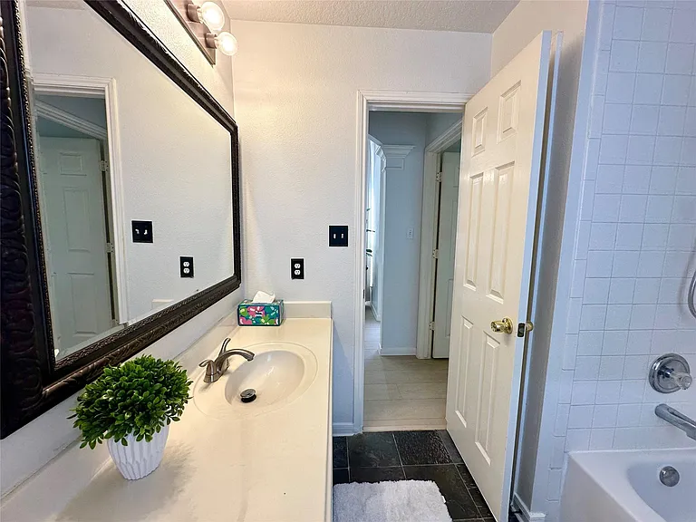 5822 Carta Valley Ln — Photo 27