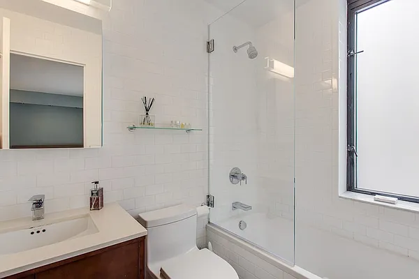 Rented by BLU Real Estate | media 2