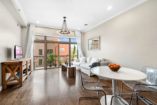 Rented by Nest Seekers International | media 9