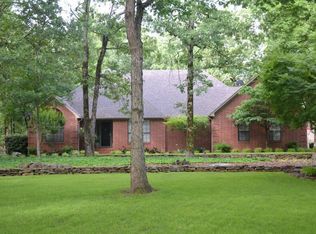 107 Deerwood Dr, Searcy, AR 72143
