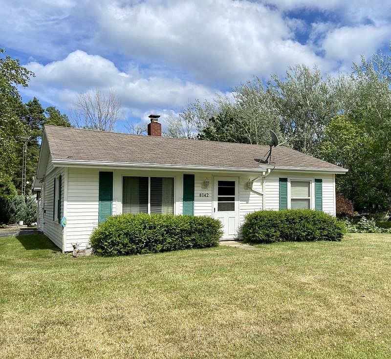 8142 3rd St, Forestville, MI 48434 | Zillow