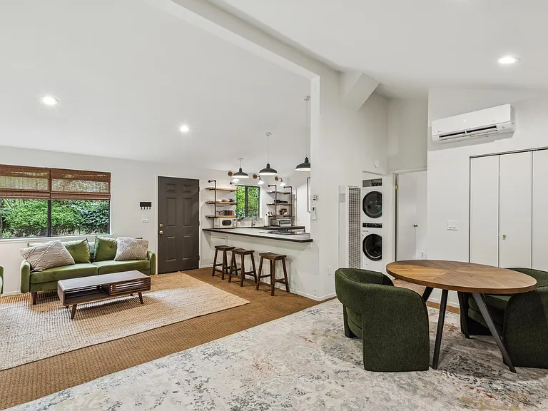 10 Angelica Ct #A — Photo 3