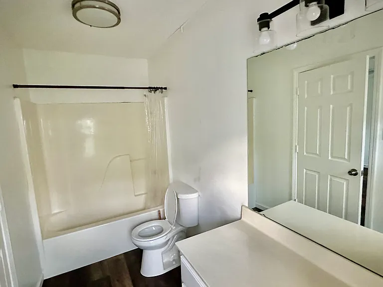 125 Evvalane Dr — Photo 11
