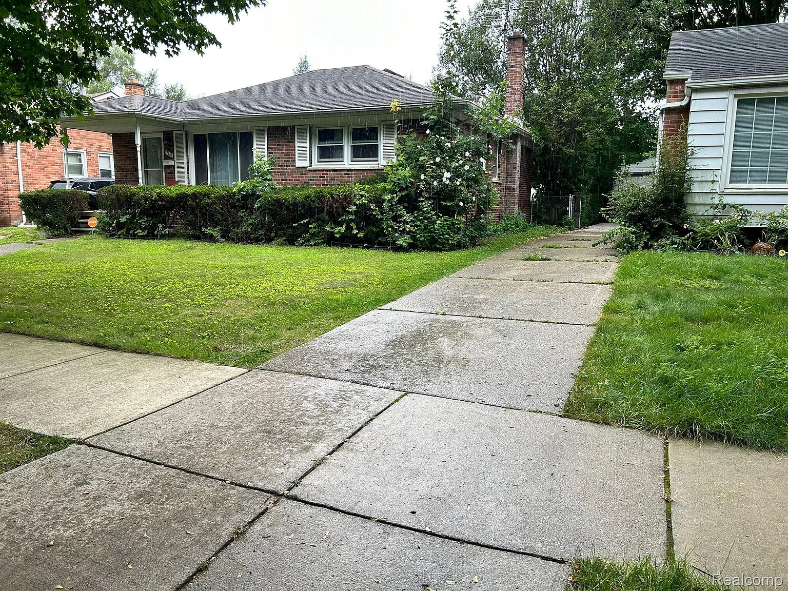 17661 Lennane photo 1