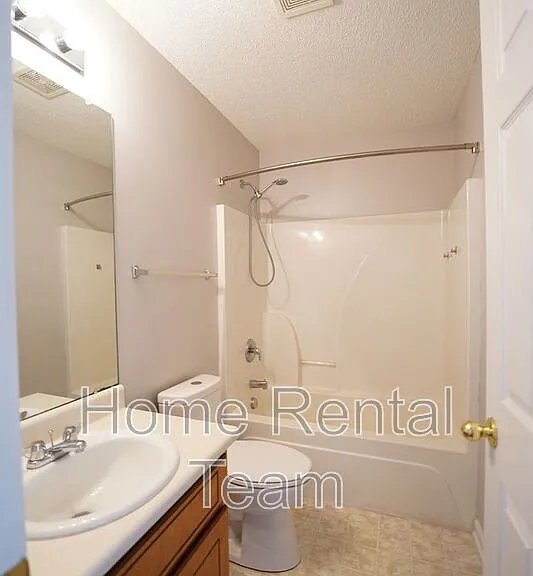 134 Mustang Dr — Photo 16