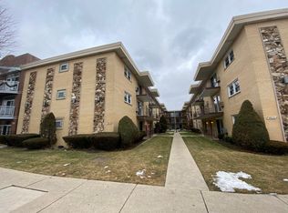 4835 N Central Ave APT 212, Chicago, IL 60630
