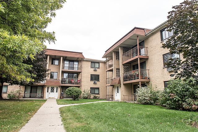 1st image of 243 N Walnut St APT 3W