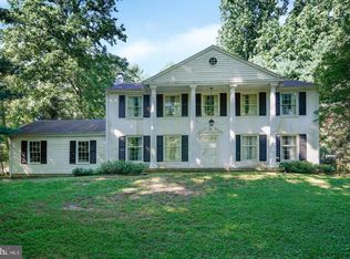 11010 Rock Run Dr, Rockville, MD 20854