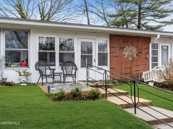 108 Edinburgh Lane #C, Lakewood, NJ 08701