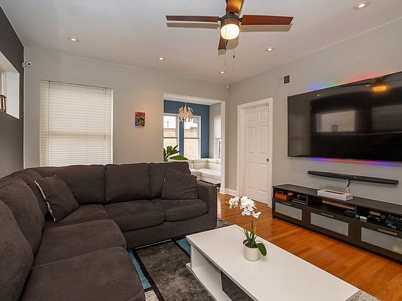 3rd image of 4848 W Belle Plaine Ave #1F