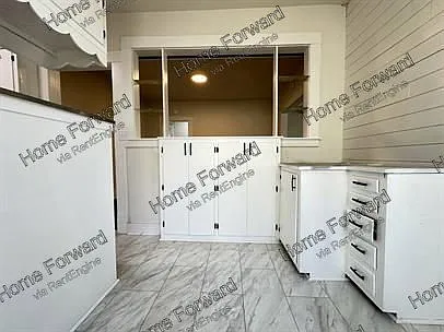 463 Linden Ave — Photo 11
