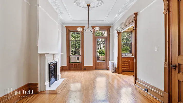 Rented by Garfield Realty  | media 13