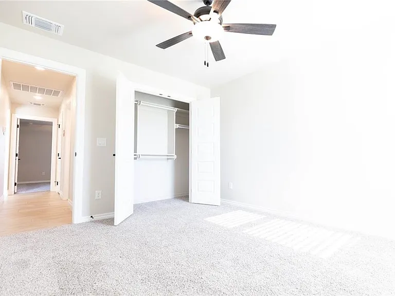 12008 Spear St — Photo 14