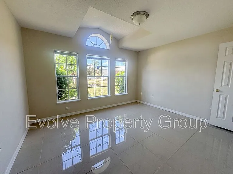 21 Llanes Pl — Photo 31