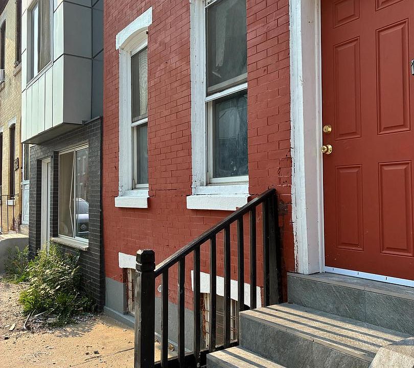 1st image of 2335 Turner St