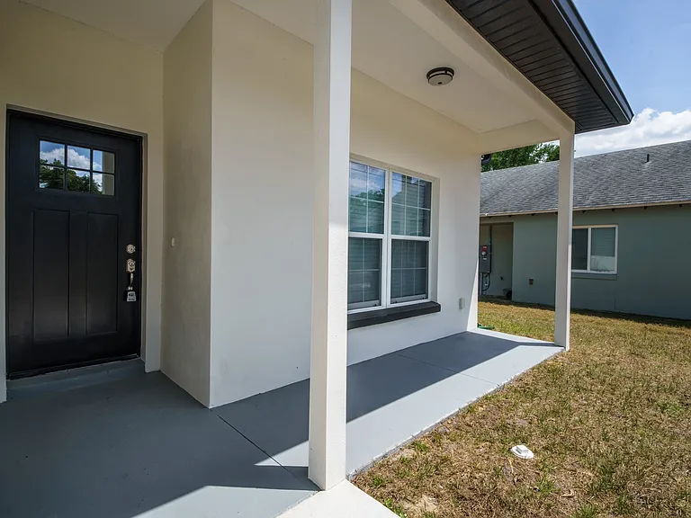 210 Parrotte Ct — Photo 9