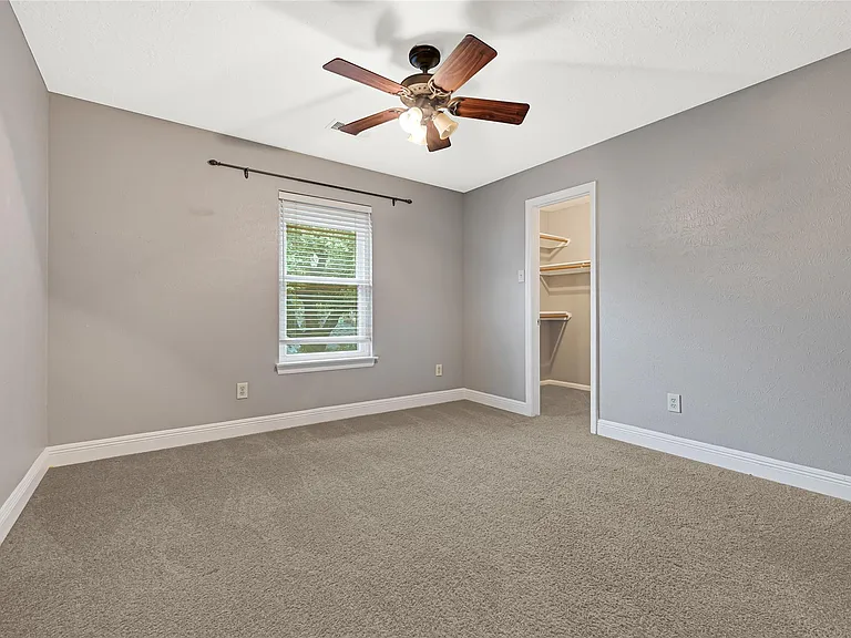 29 Dover Dr — Photo 17