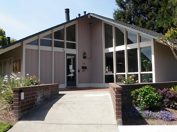 3rd image of 1367 Cherrywood Sq
