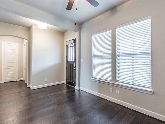 4th image of 7413 Stanhope St