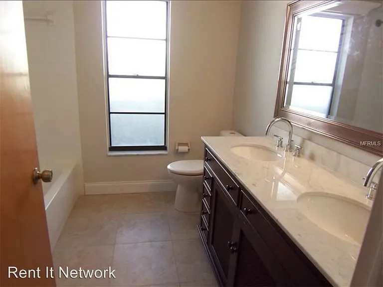 2205 Cypress Point Dr E — Photo 11