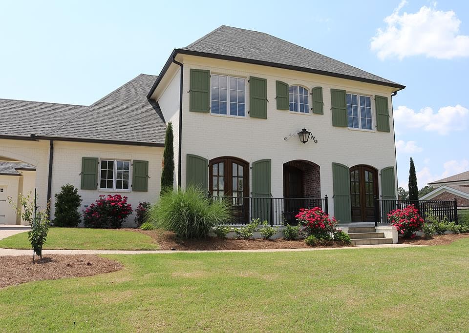 1st image of 307 Fazio Dr