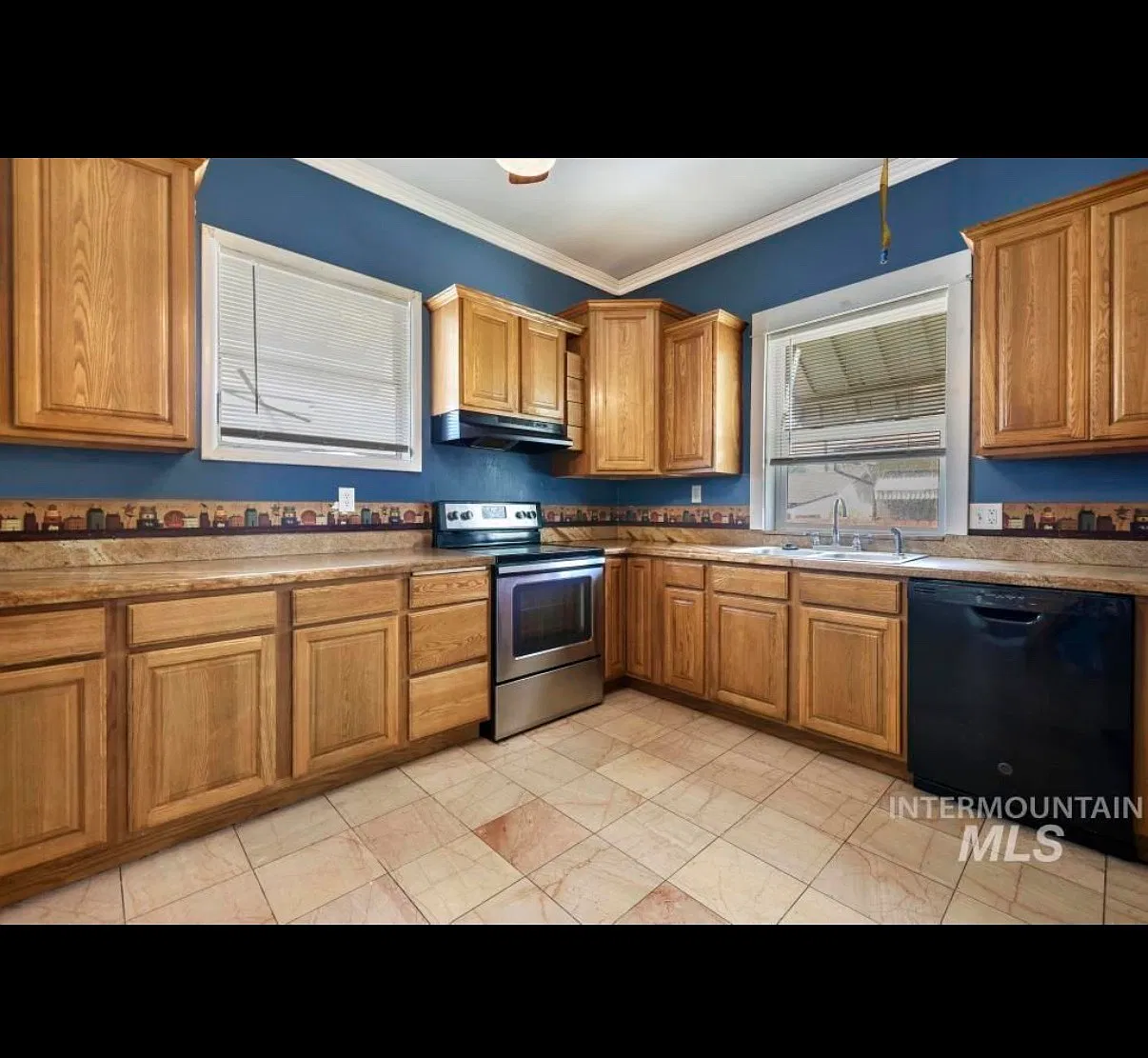 3 bed, 1700 sqft, $1,700 — Photo 4