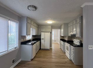 3041 Covington Rd, Marietta, GA 30062