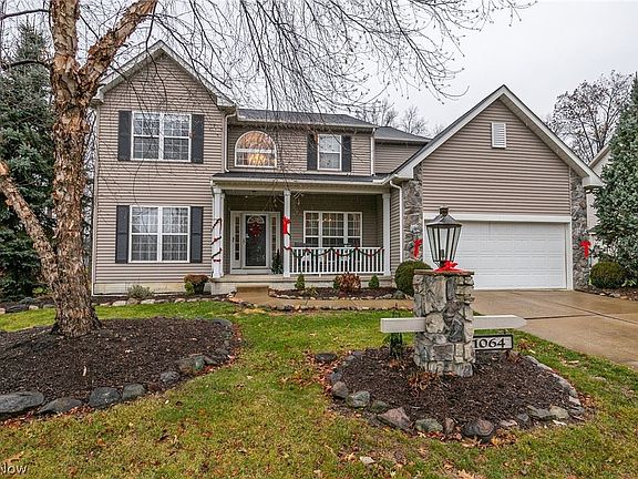 2nd image of 1064 Shawnee Ct