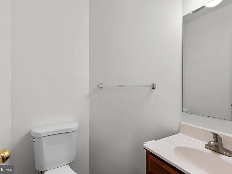 11017 Cedarwood Dr — Photo 15