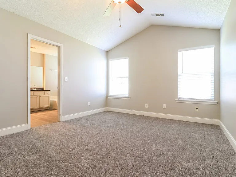 3195 Brookfield Dr — Photo 9