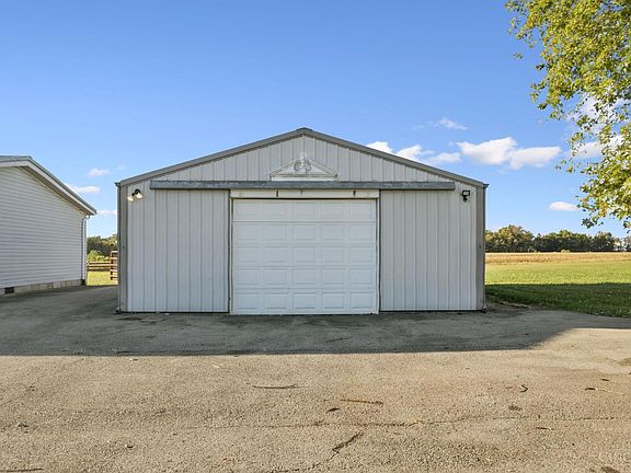 2nd image of 7986 Black Rd