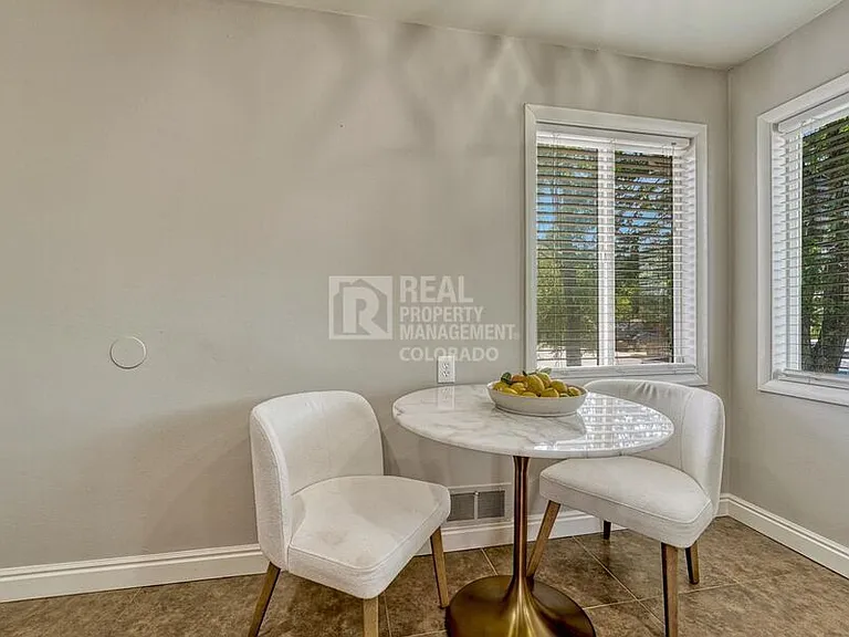 4252 S Logan St — Photo 14