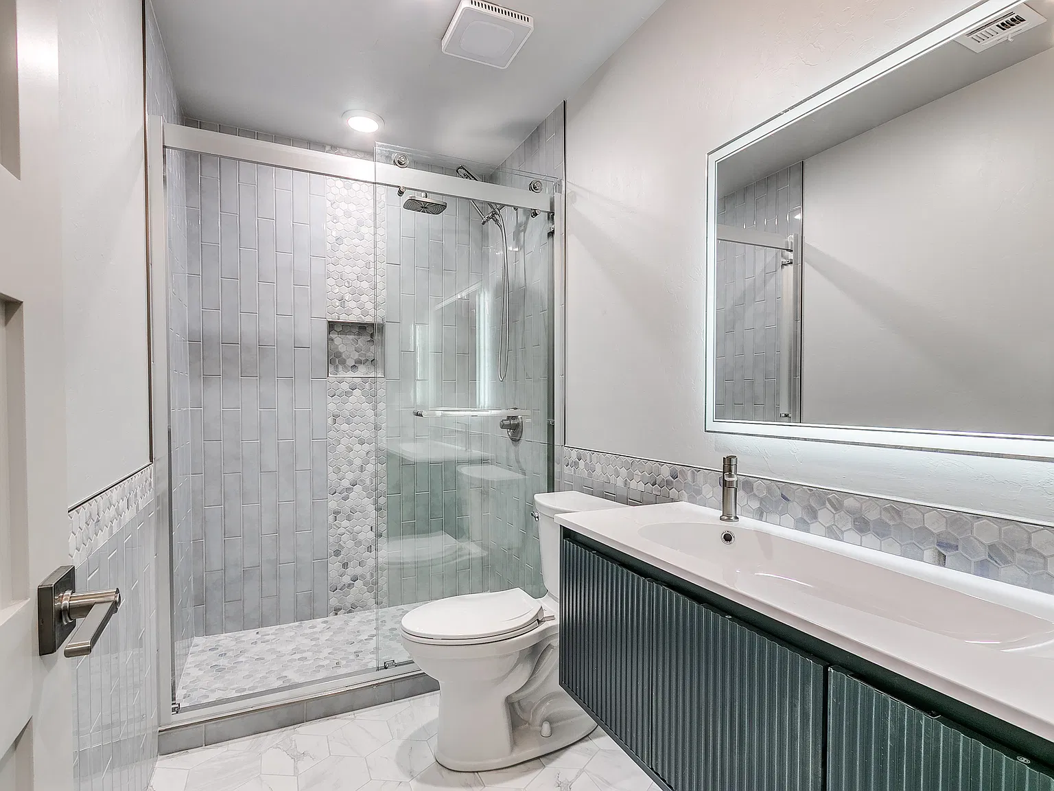 3 bed, 1751 sqft, $2,100 — Photo 3