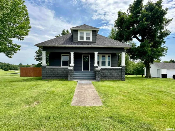 12795 Cochran Rd, Marion, IL 62959