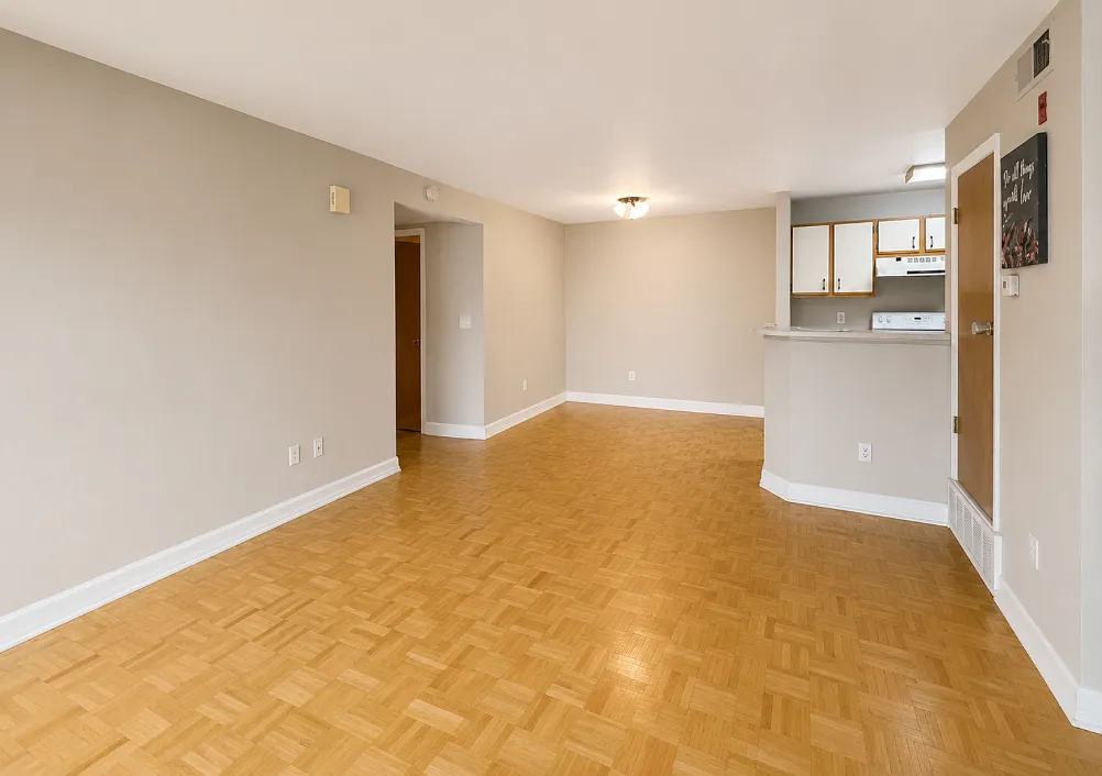 2 bed, 895 sqft, $1,550 — Photo 4